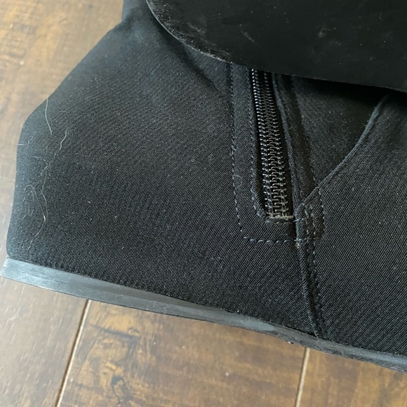 Stuart Weizman Black Nylon mid calf boots - Picture 4 of 13